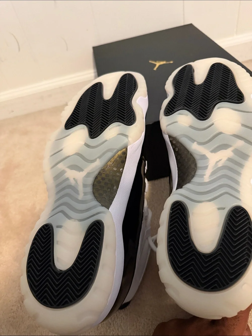Jordan 11 retro White and Black patent leather Sneaker with Gold Jumpman